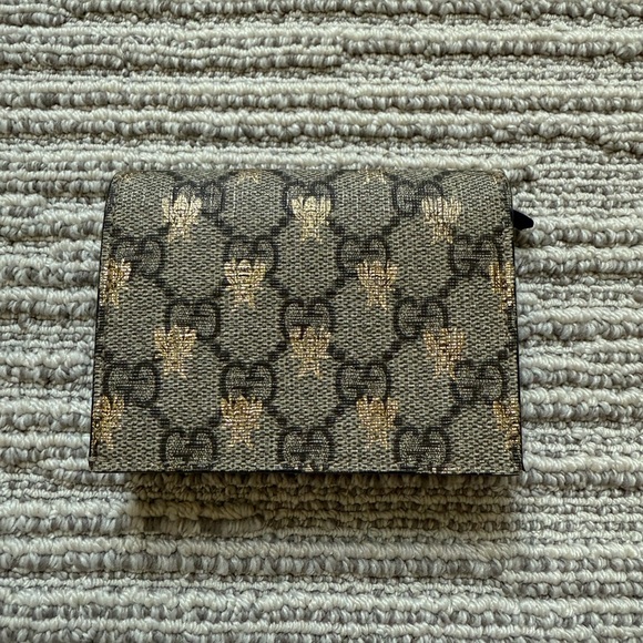 Gucci Bee Wallet - Picture 3 of 3